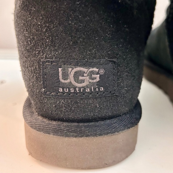 WOMEN’S UGG MINI BLACK BAILEY KNIT BOW BOOTS SZ 9 - Picture 4 of 11